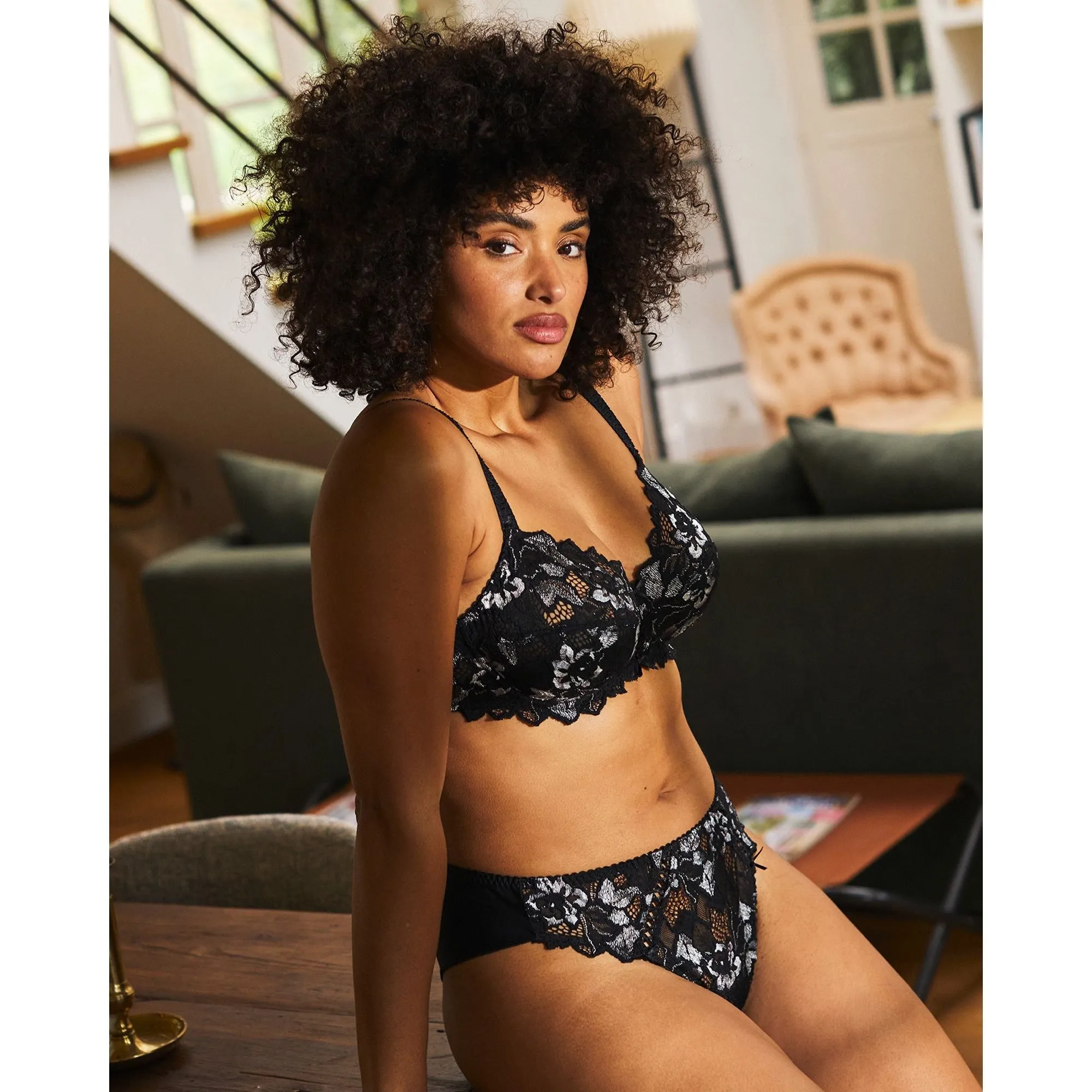 Arum Gala Wired Full Cup Lace Bra