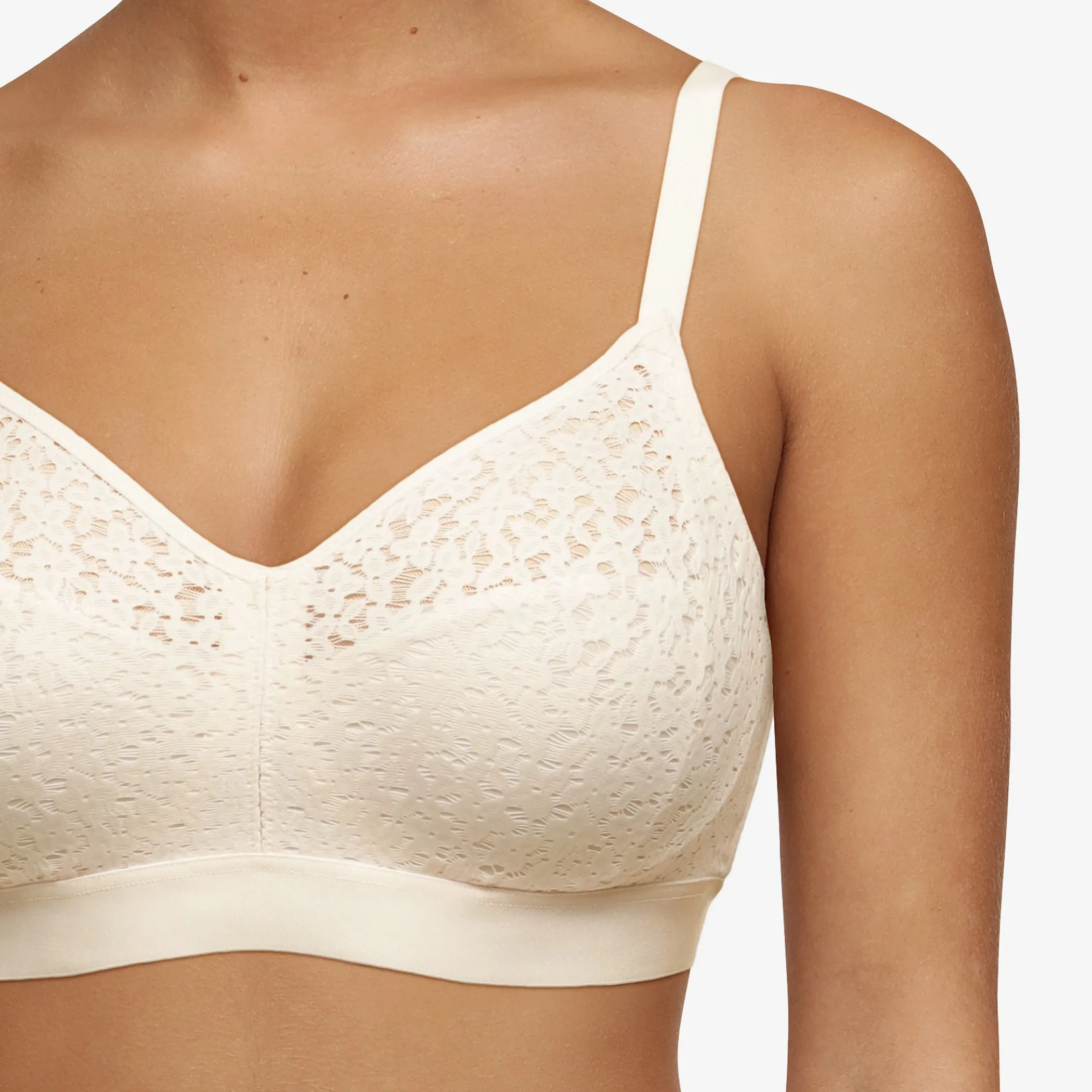 Chantelle Norah Supportive Wire Free Bra - Talc