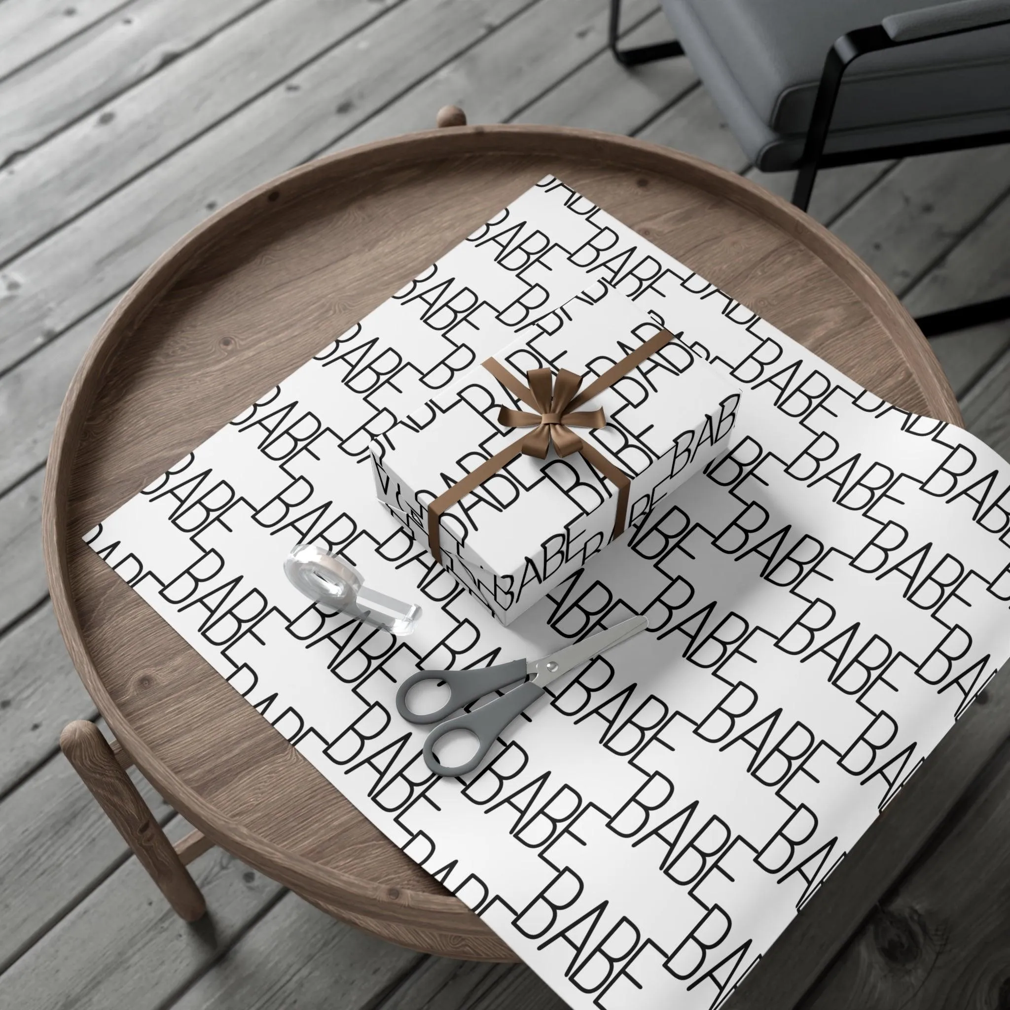 Chic Customizable Eco-Conscious Gift Wrap Collection