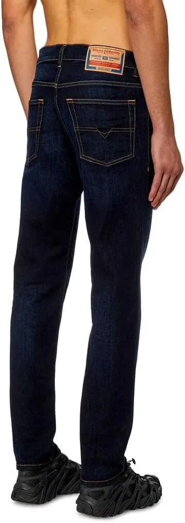 Diesel 2023 D-FINITIVE Regular Jeans