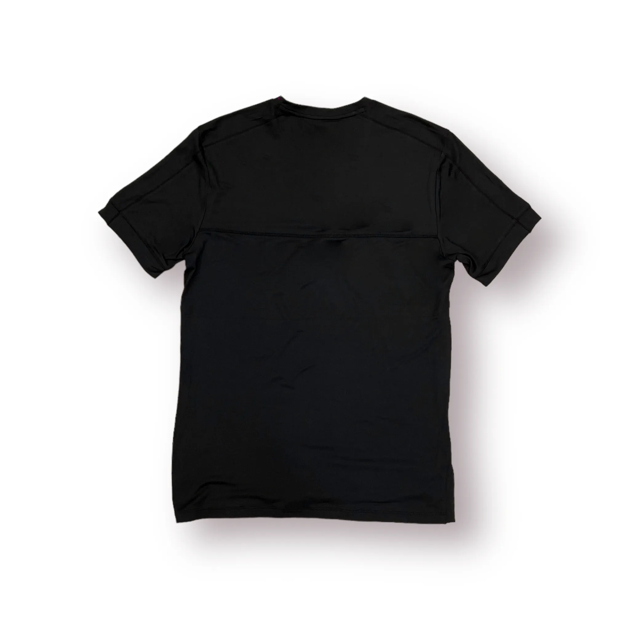 Ditmas Performance Fitted Split Hem Tee - Black