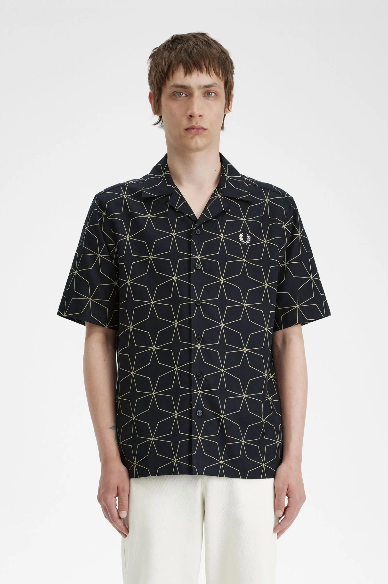 GEOMETRIC PRINT REVERE COLLAR SHIRT