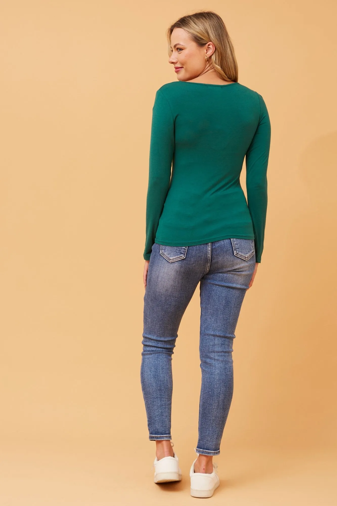 HOLLY SOLID TOP