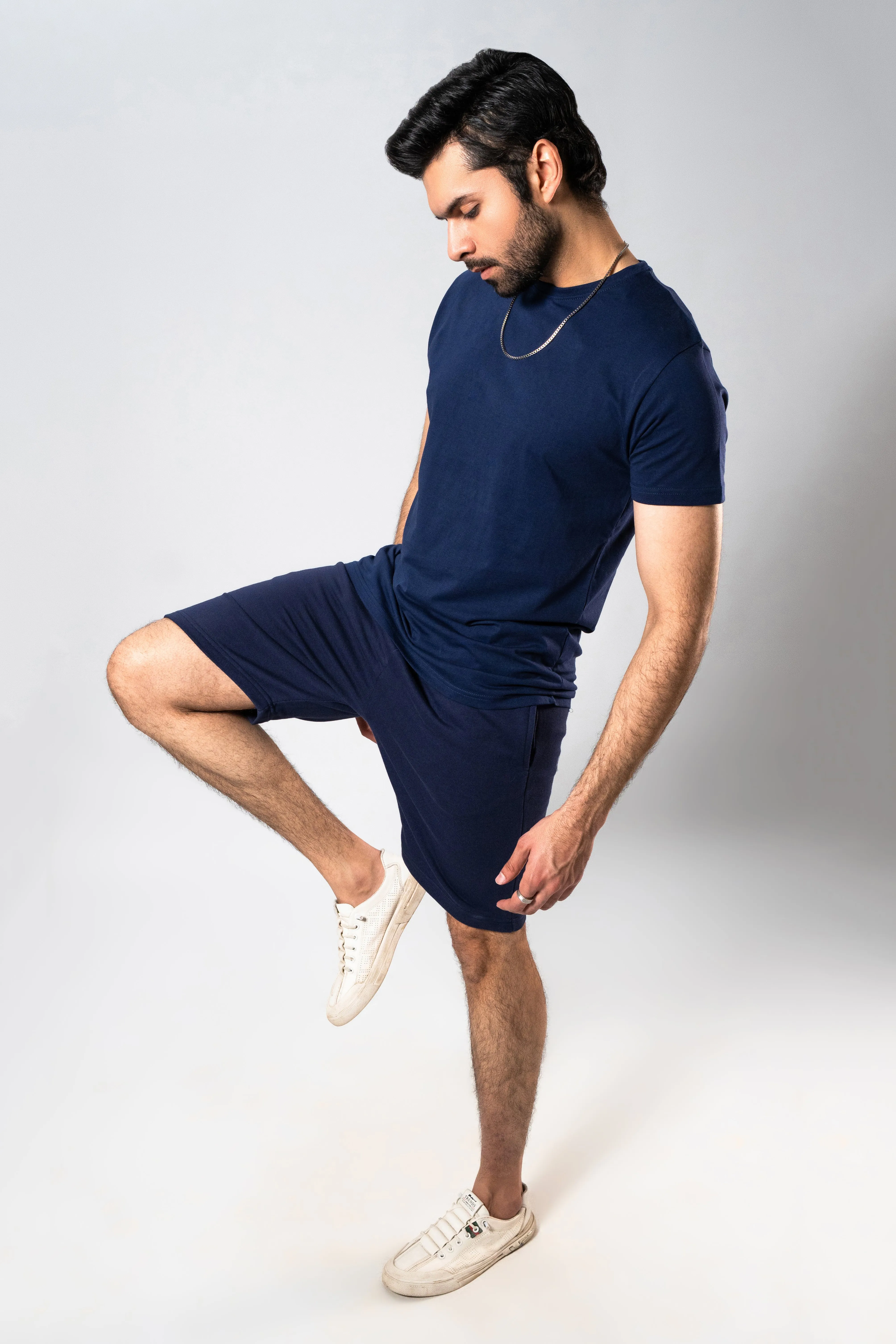 MEN NAVY SHORT