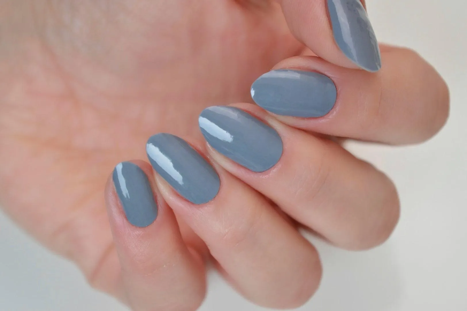 Mist | Neutral Blue Nail Polish Wraps
