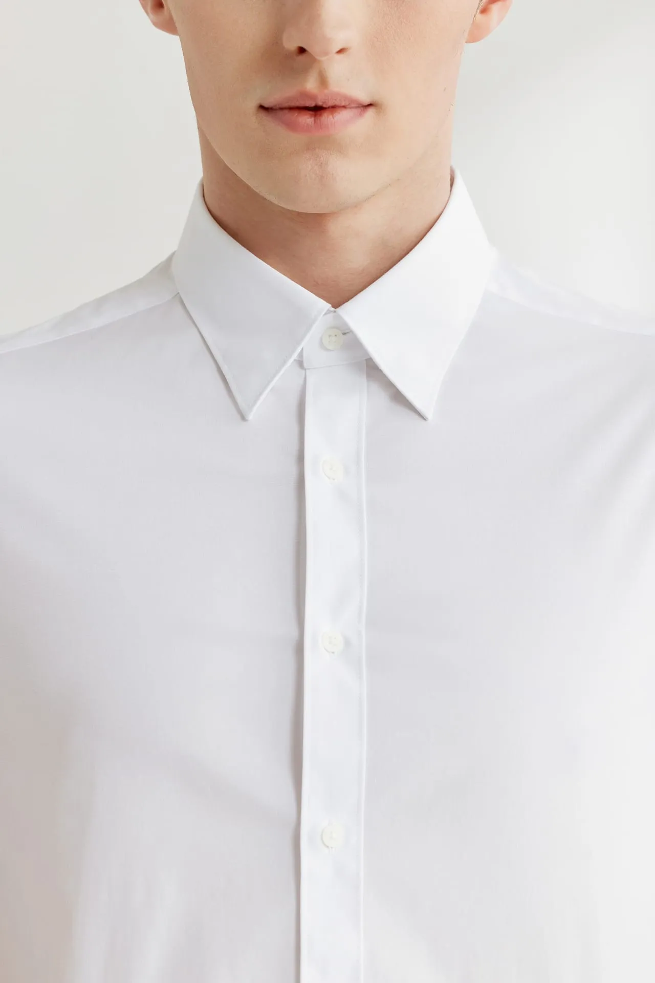 Non-Iron Easy Care Smart Fit Poplin Short Sleeve Shirt
