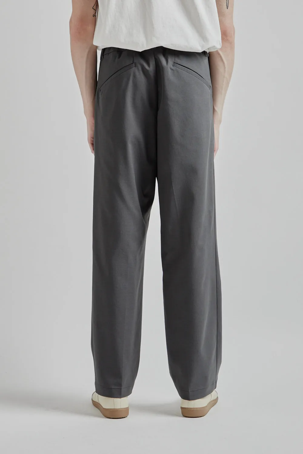 One Tuck Straight Pants - Asphalt