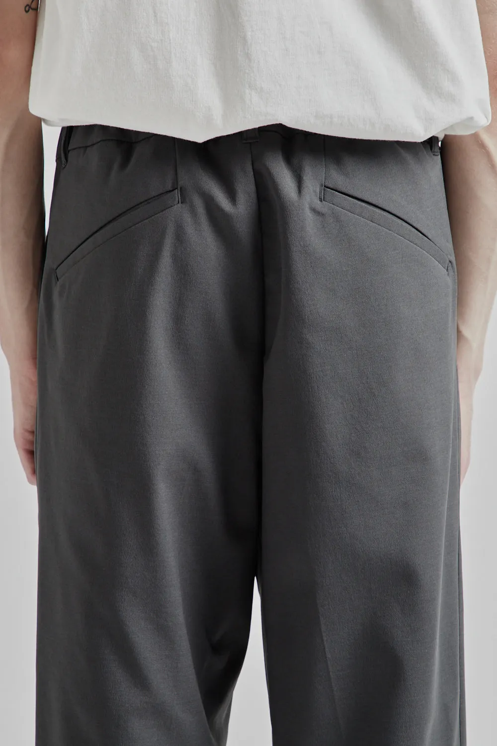 One Tuck Straight Pants - Asphalt