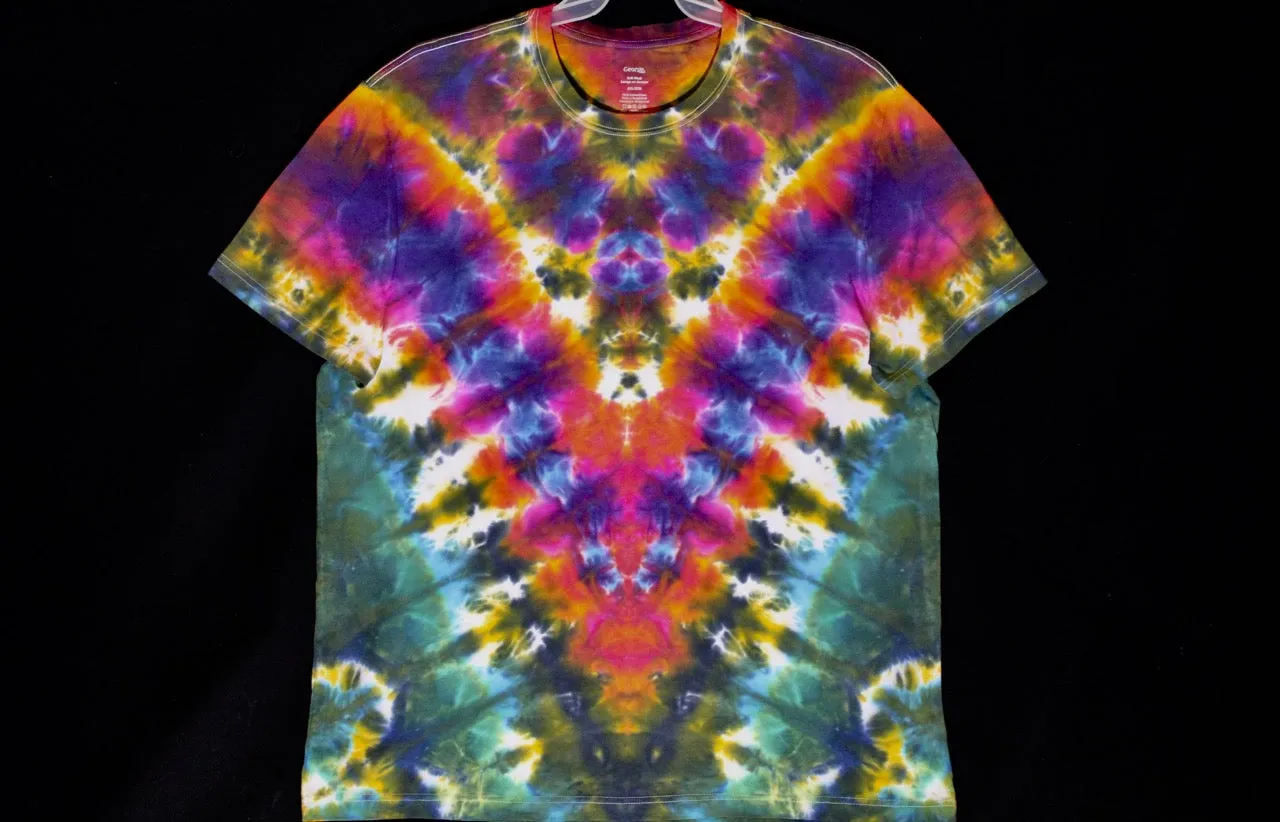 Reg. cotton T shirt XXL  # 2904 Chevron design $85